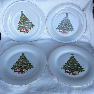 Sea Gull Fine China Christmas Dinner Plates
